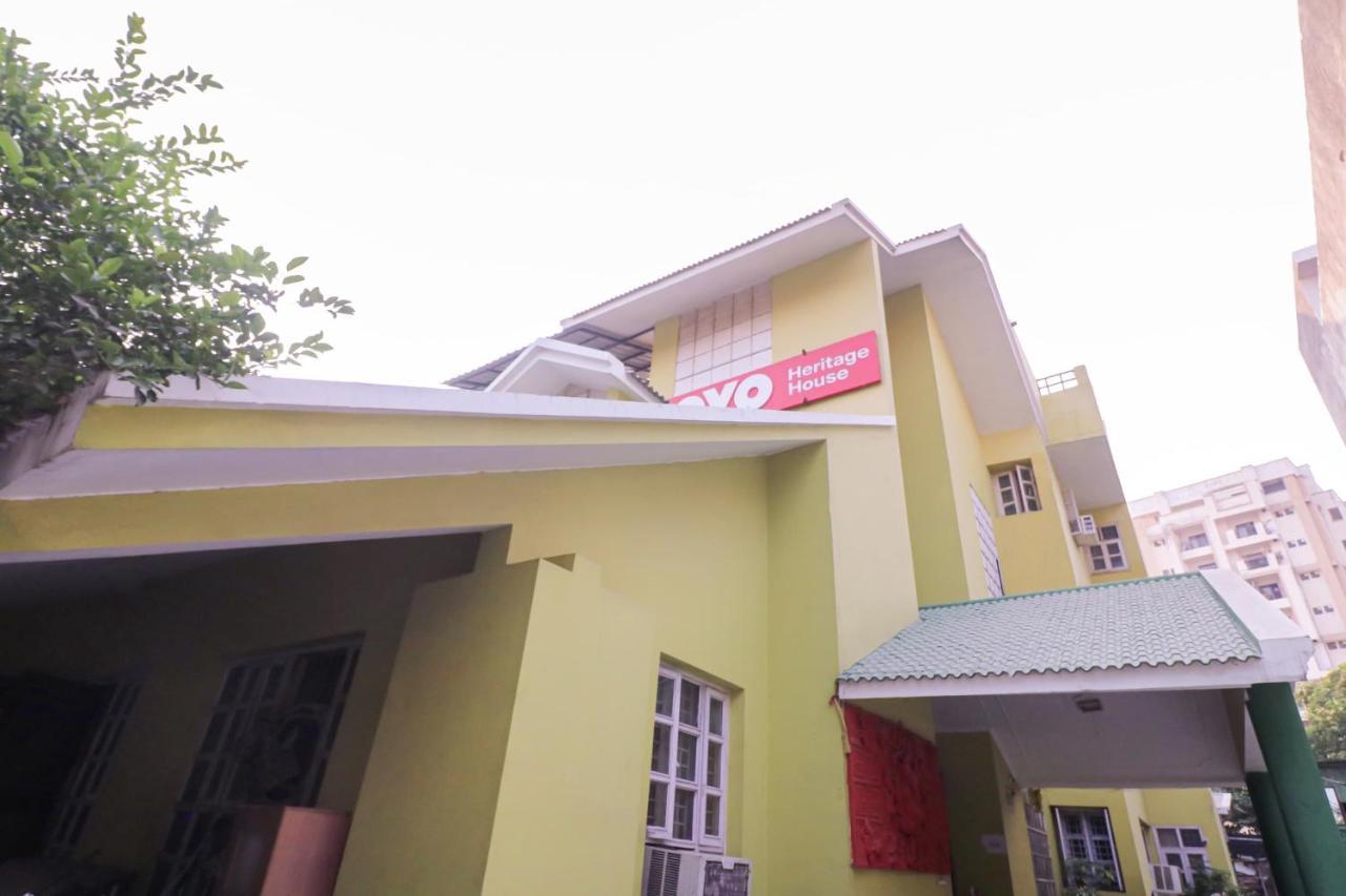 Super Oyo Capital O Heritage House Colonelganj Dış mekan fotoğraf