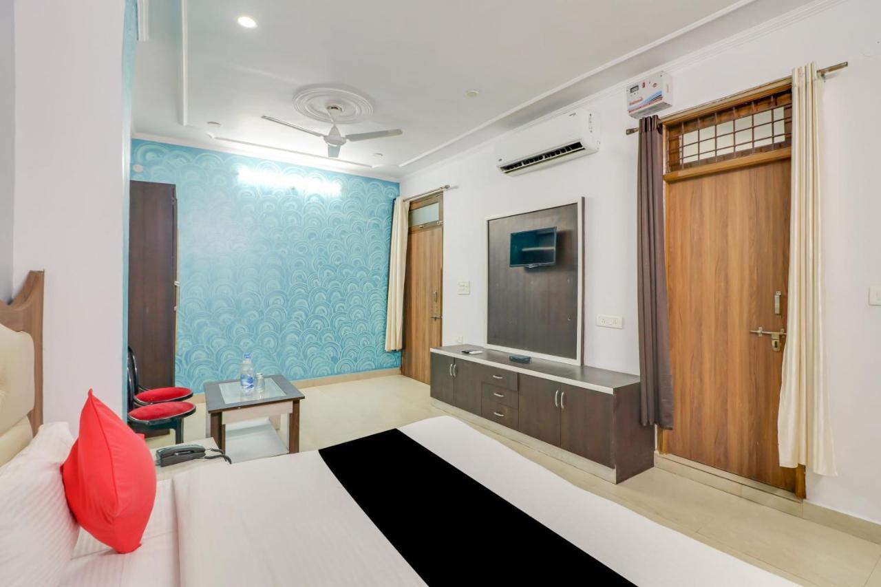 Super Oyo Capital O Heritage House Colonelganj Dış mekan fotoğraf