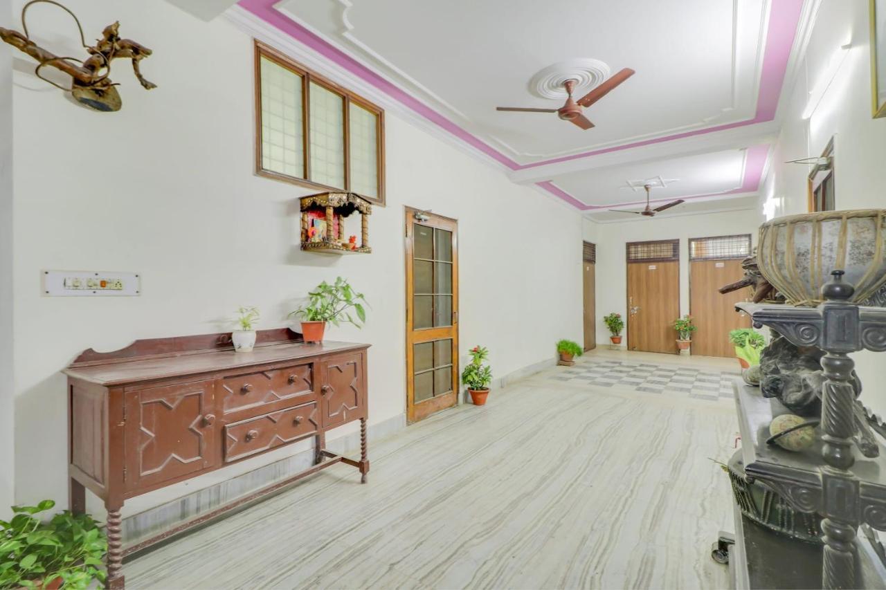 Super Oyo Capital O Heritage House Colonelganj Dış mekan fotoğraf
