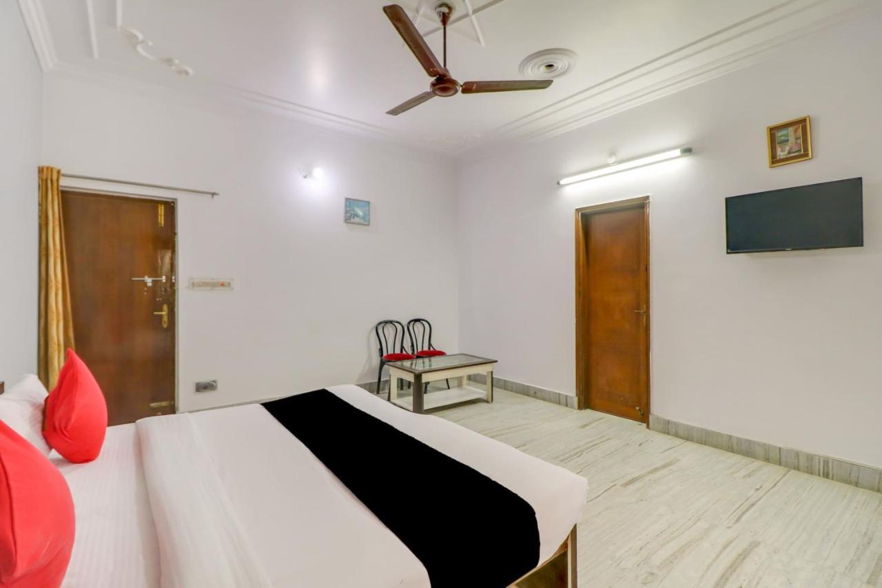 Super Oyo Capital O Heritage House Colonelganj Dış mekan fotoğraf