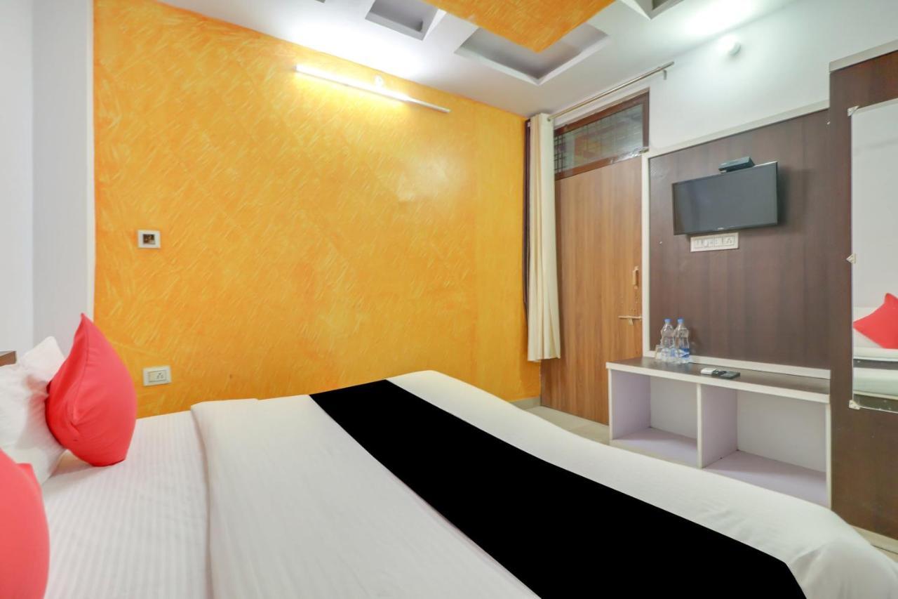 Super Oyo Capital O Heritage House Colonelganj Dış mekan fotoğraf